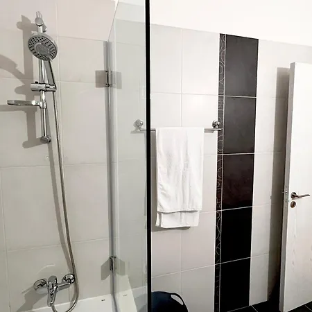 Apartament Mercury *